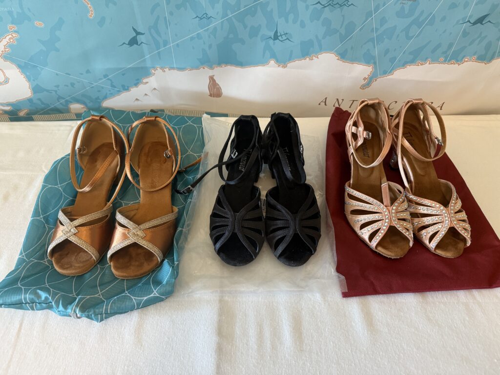 Ballroom dance shoes suitable for formal events and dancing